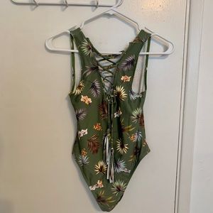 Montce one piece front tie green swimsuit, Sz: L